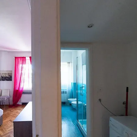 Corso A12 Apartamento Milão